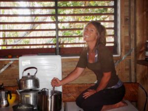 cooking-on-the-bench